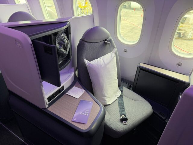 On board with Air New Zealand’s new Business Class — and I’m seriously impressed! 💺✈️
The cabin looks stunning, the seat is super comfortable, and it’s a huge step up from the old design.
If you’re planning a long-haul trip, this upgrade is definitely worth experiencing!